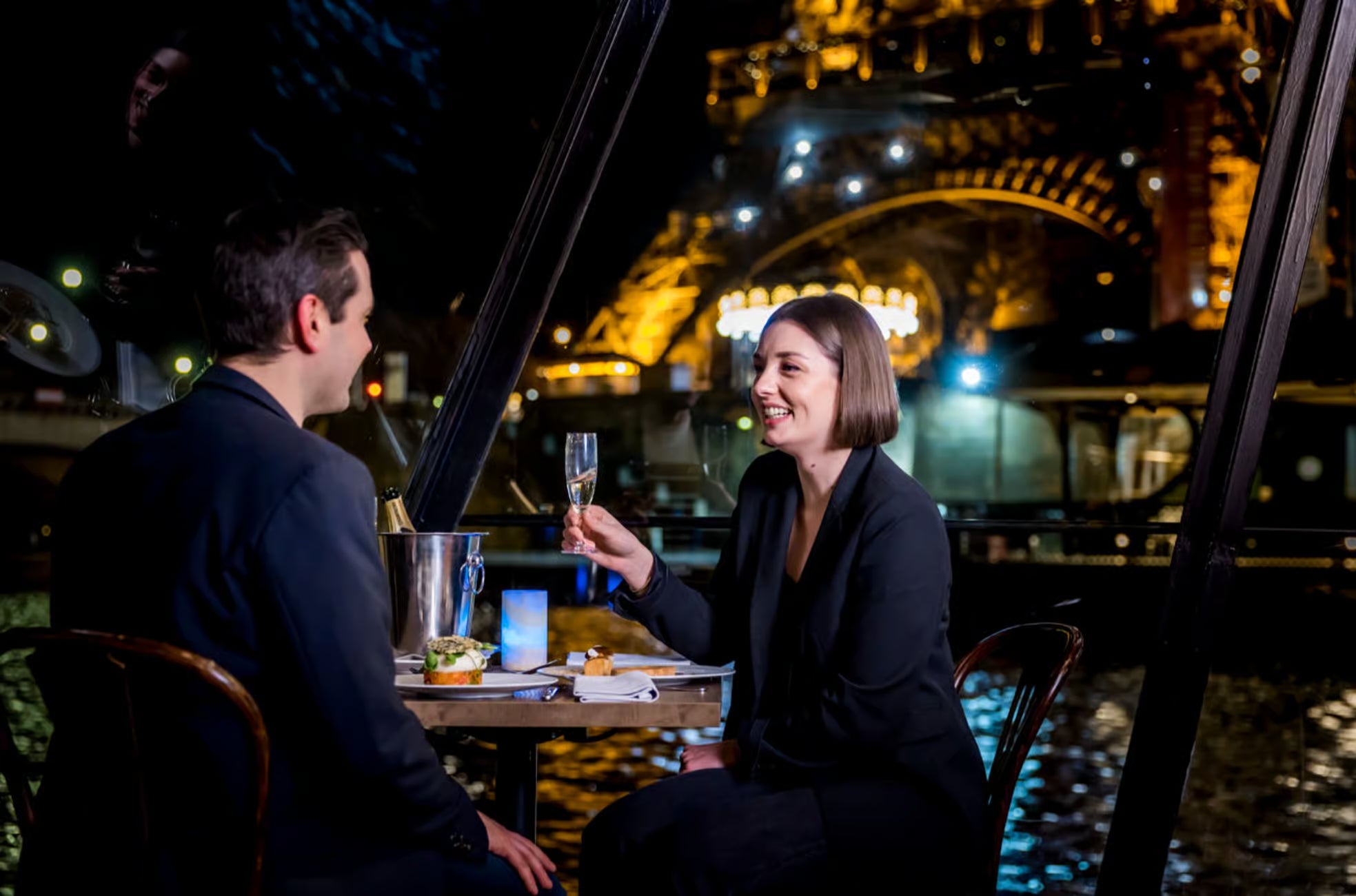 Moulin Rouge Show 9pm or 11pm (For Turistas.com customers only)